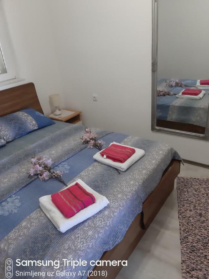 Apartments Maria Ivanica Bagian luar foto